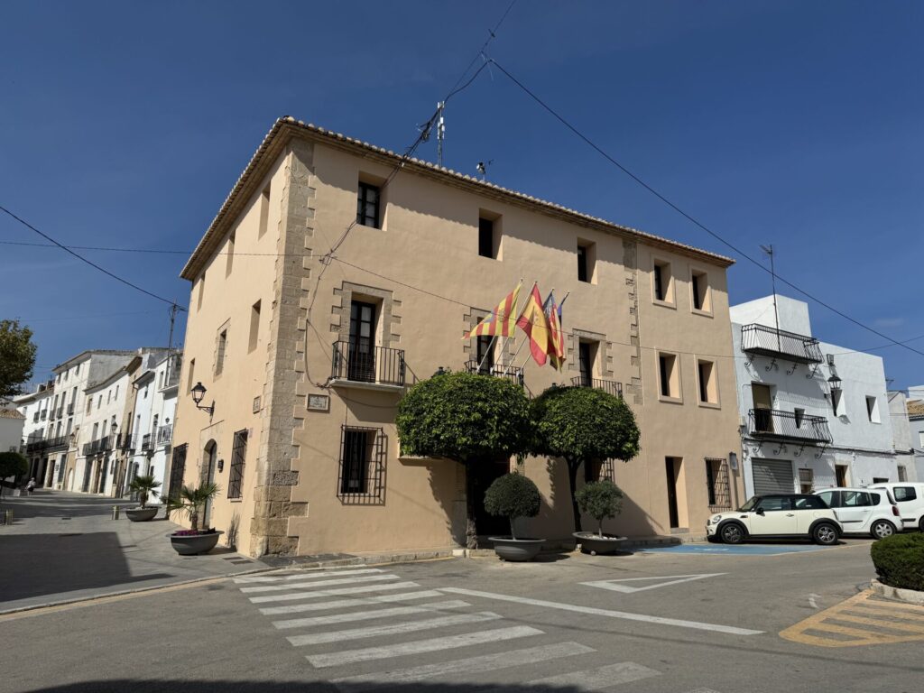 Benissa aprueba los Presupuestos Municipales de 2025 centrados en invertir en proyectos necesarios para la ciudadanía 