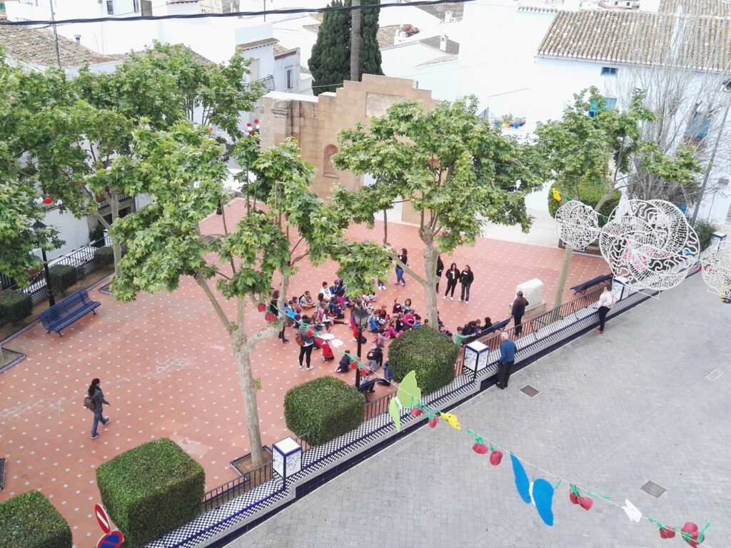 Benissa pone en marcha la Escoleta de Conciliació “La Mona de Pasqua” para facilitar la conciliación familiar durante las vacaciones